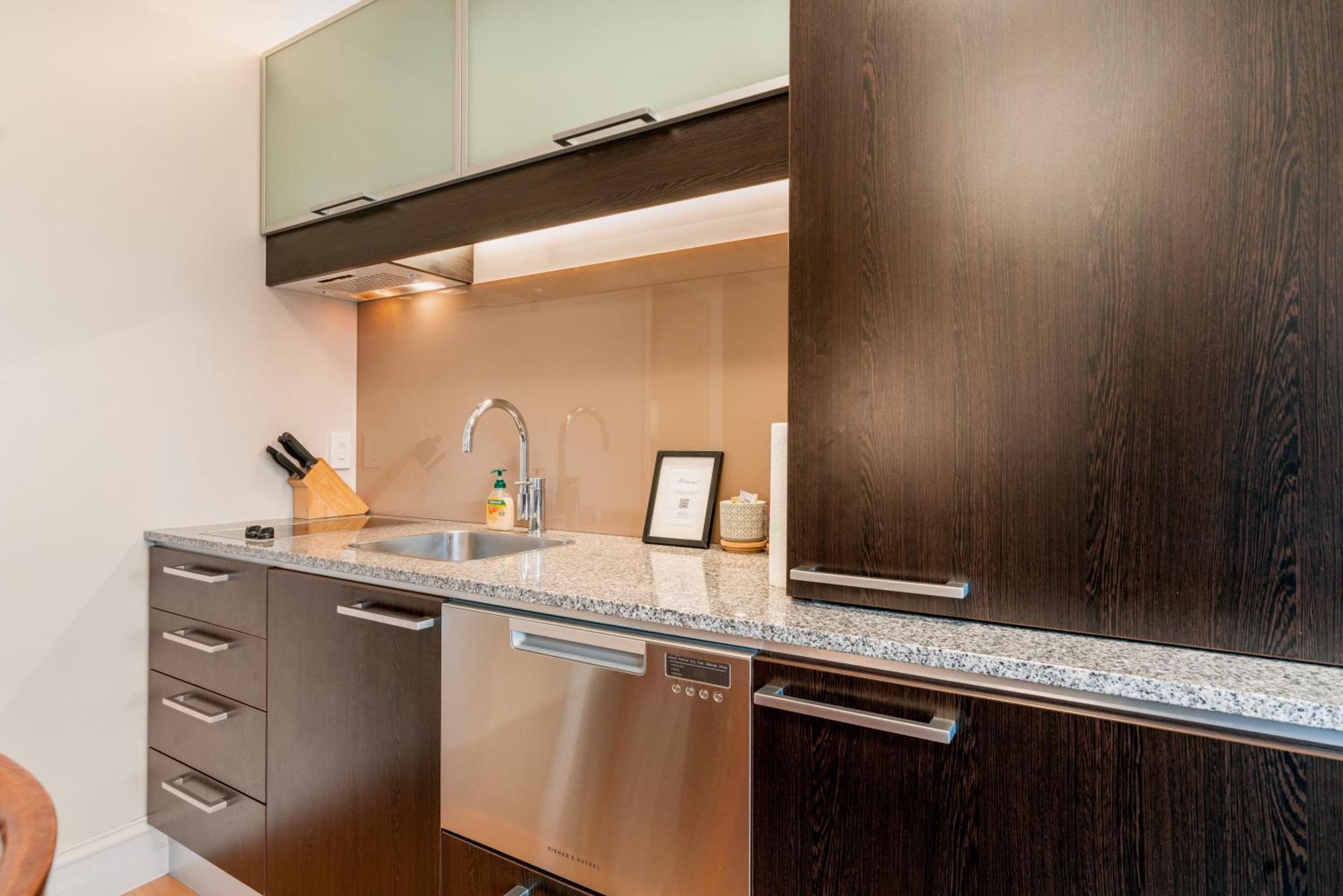 The Beacon - 2 Bedroom Town Center Apartment Queenstown Dış mekan fotoğraf