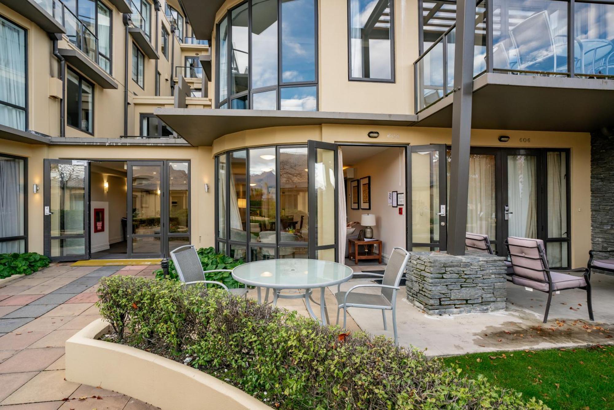 The Beacon - 2 Bedroom Town Center Apartment Queenstown Dış mekan fotoğraf